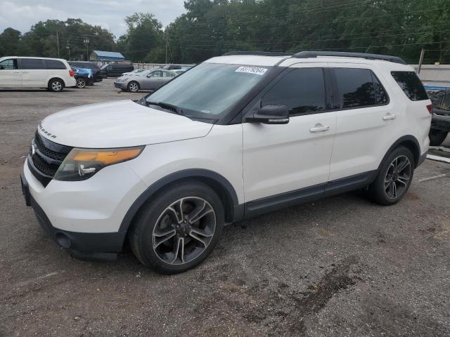  Salvage Ford Explorer