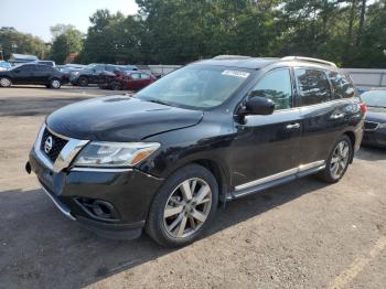  Salvage Nissan Pathfinder