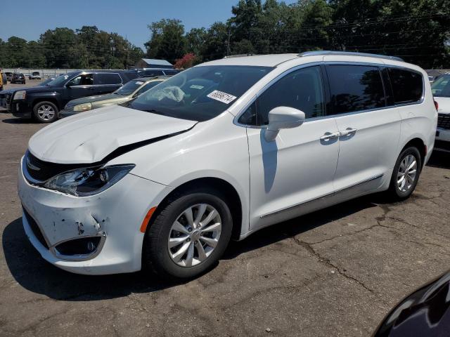  Salvage Chrysler Pacifica