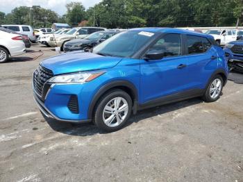  Salvage Nissan Kicks