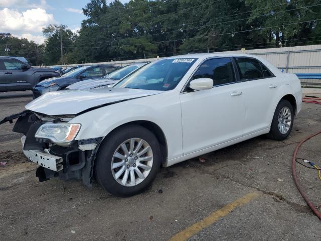  Salvage Chrysler 300