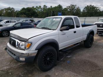  Salvage Toyota Tacoma