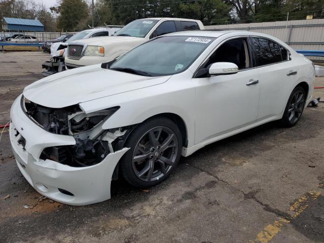  Salvage Nissan Maxima