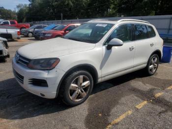  Salvage Volkswagen Touareg