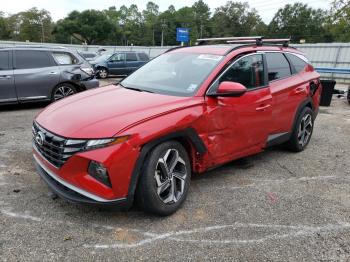  Salvage Hyundai TUCSON