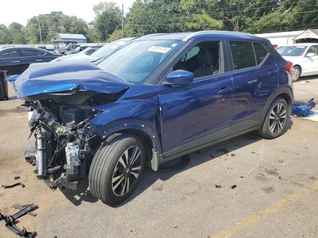  Salvage Nissan Kicks