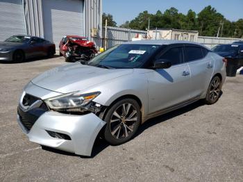  Salvage Nissan Maxima