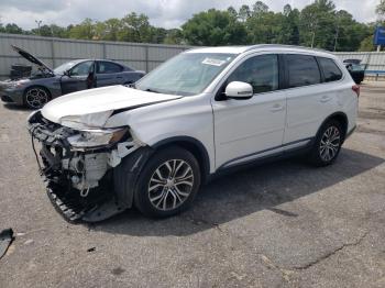  Salvage Mitsubishi Outlander