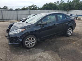  Salvage Ford Fiesta