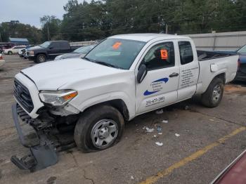  Salvage Toyota Tacoma