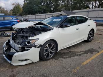  Salvage Nissan Maxima