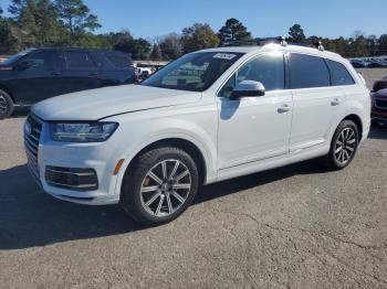  Salvage Audi Q7