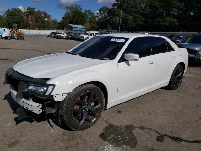  Salvage Chrysler 300