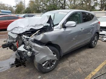  Salvage Hyundai TUCSON