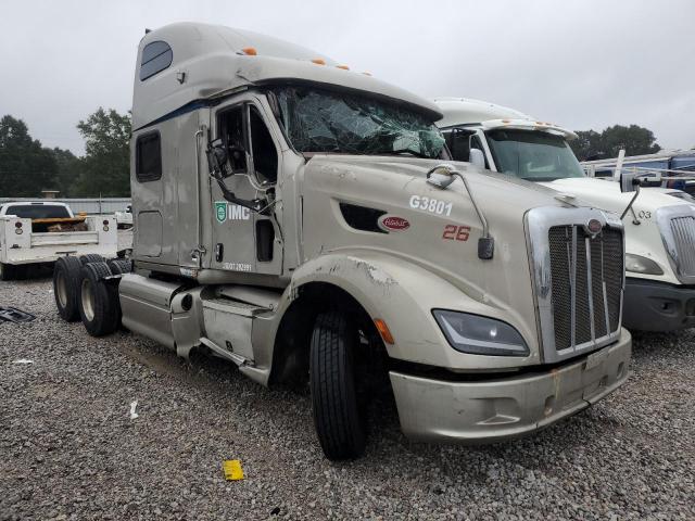  Salvage Peterbilt 587