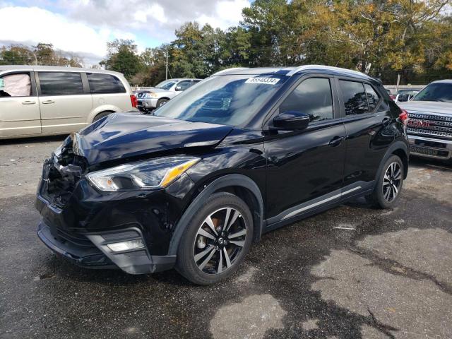  Salvage Nissan Kicks