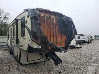  Salvage Montana 5th Wheel