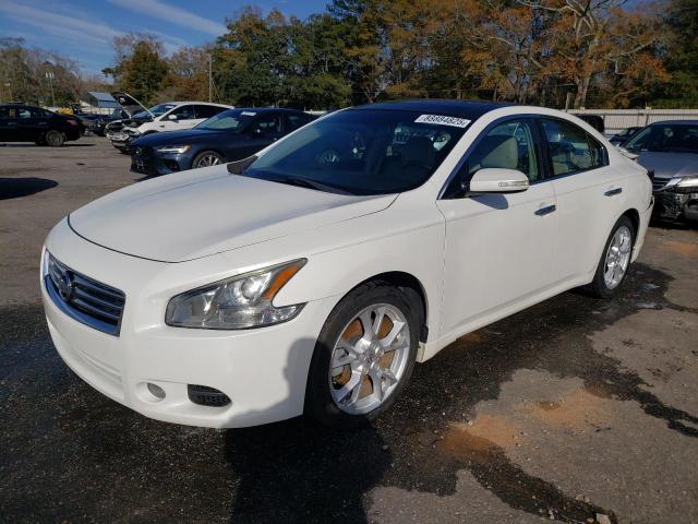  Salvage Nissan Maxima