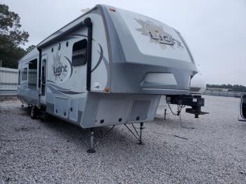  Salvage Open 5th Wheel