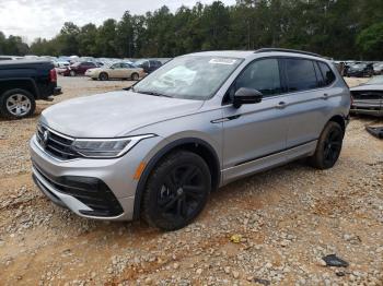  Salvage Volkswagen Tiguan