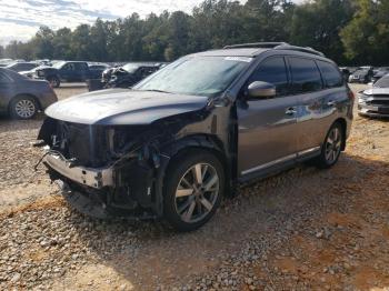  Salvage Nissan Pathfinder