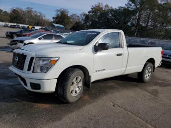  Salvage Nissan Titan