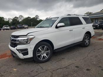  Salvage Ford Expedition