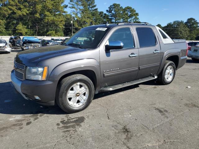  Salvage Chevrolet Avalanche