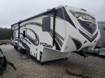  Salvage Kyfu Camper