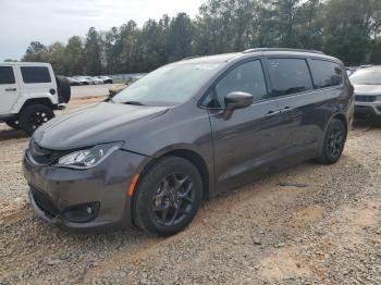  Salvage Chrysler Pacifica