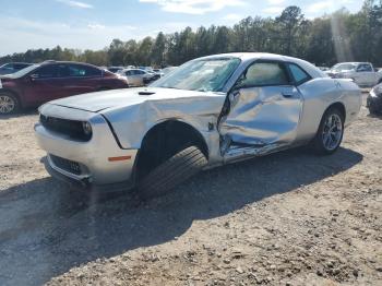  Salvage Dodge Challenger