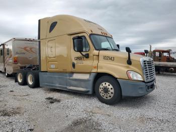  Salvage Freightliner Cascadia 1