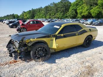  Salvage Dodge Challenger