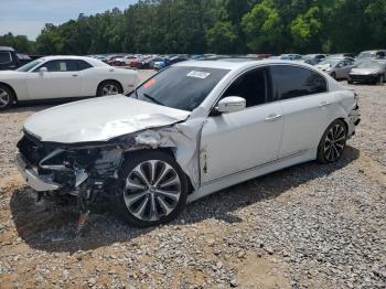  Salvage Hyundai Genesis