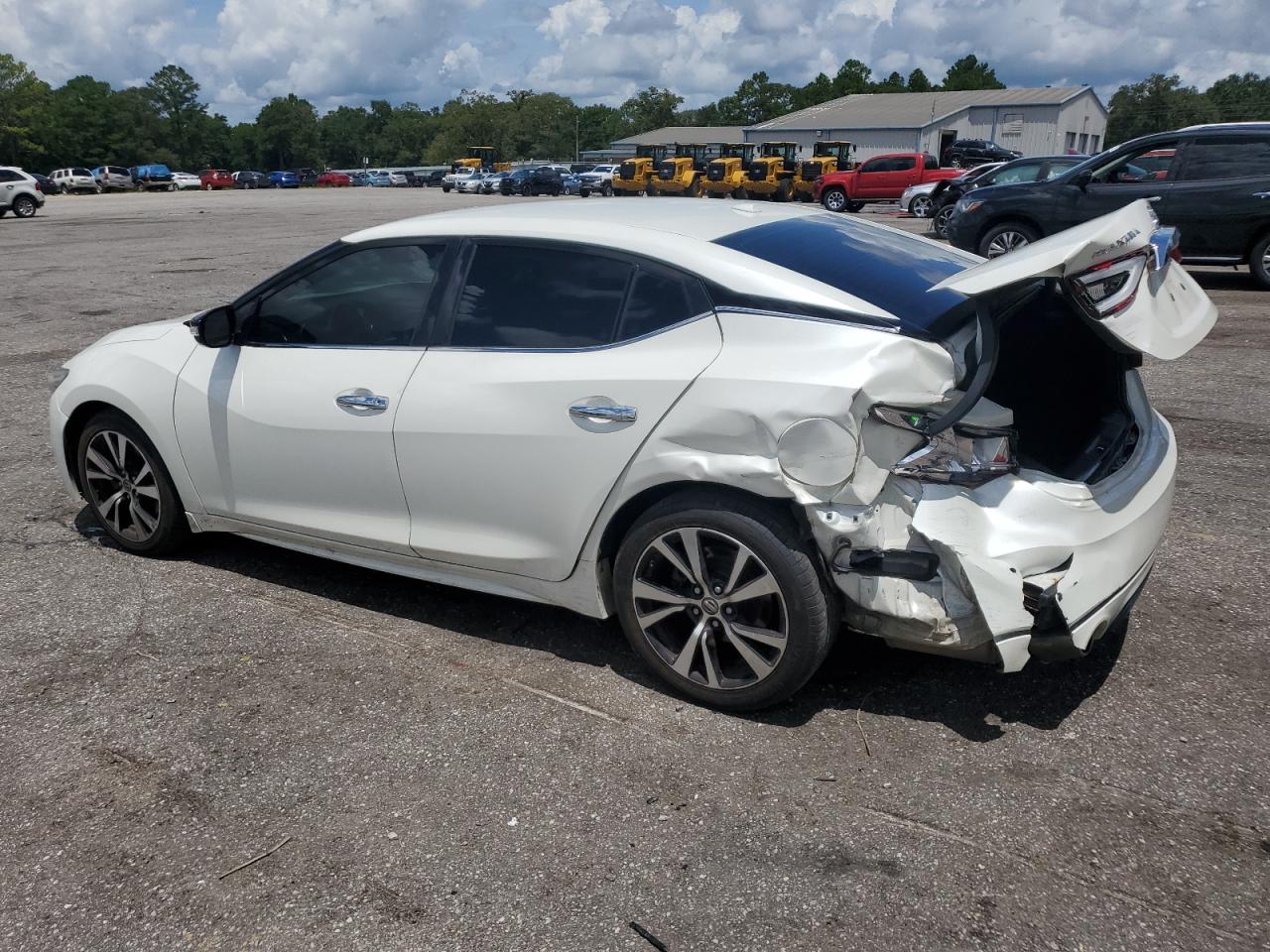 Nissan Maxima 3.5s Image 2