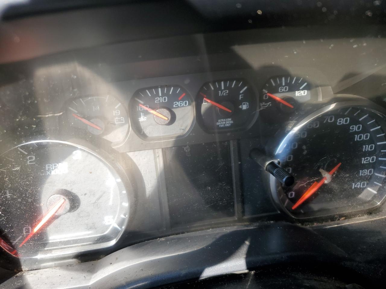 Chevrolet Silverado K2500 Heavy Duty Image 12