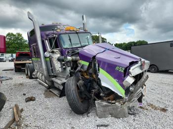  Salvage Kenworth W900