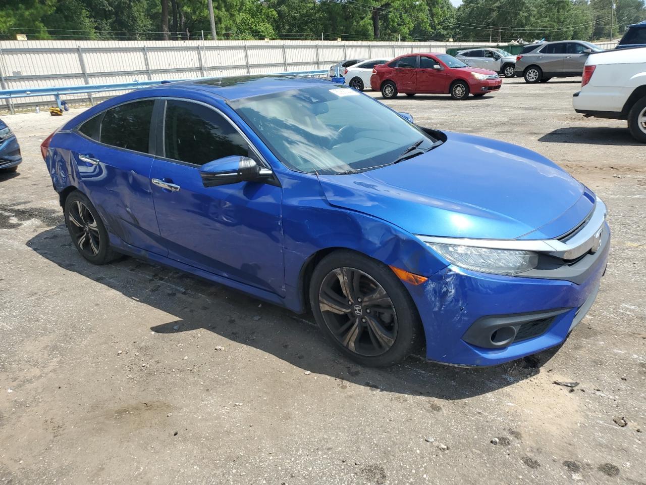 Honda Civic Touring Image 2