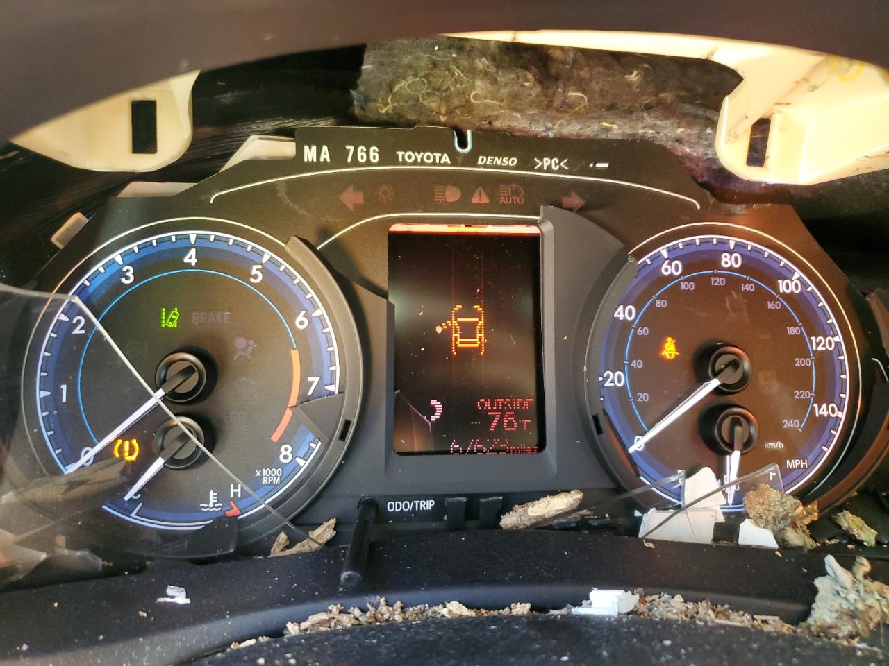 Toyota Corolla L Image 9