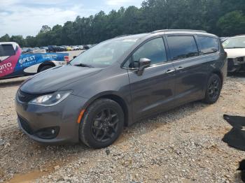 Salvage Chrysler Pacifica