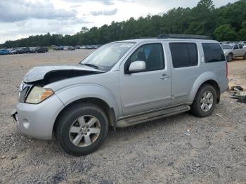  Salvage Nissan Pathfinder