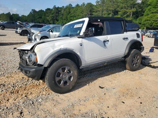  Salvage Ford Bronco