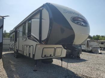  Salvage Sandpiper 5th Wheel