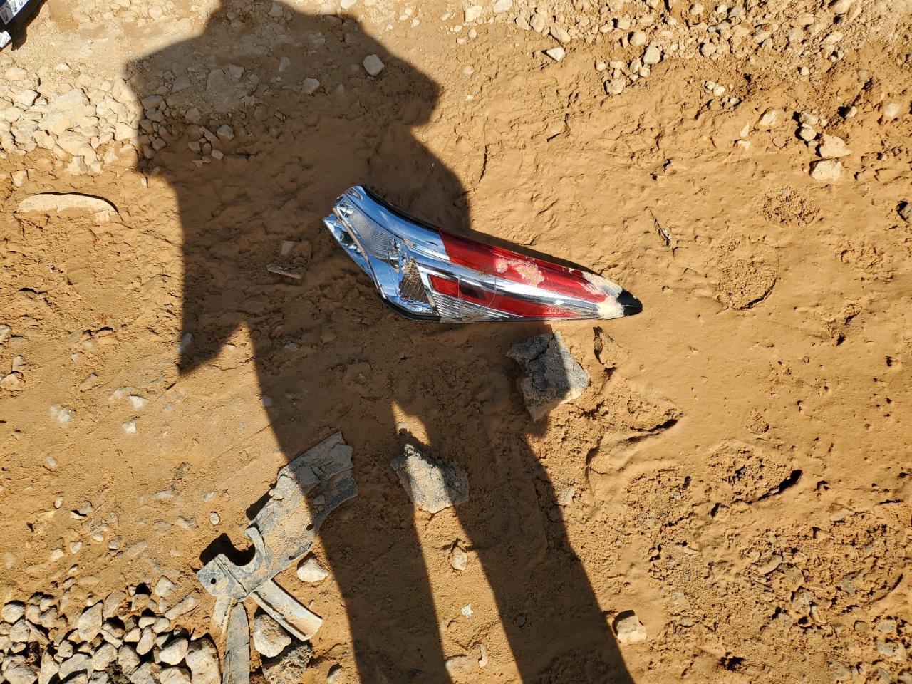 Toyota Camry Se Image 12