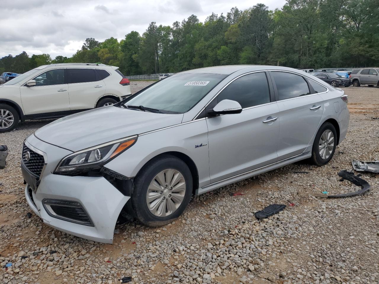 Hyundai SONATA Hybrid Image 1