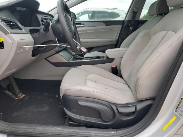 Hyundai SONATA Hybrid Image 3