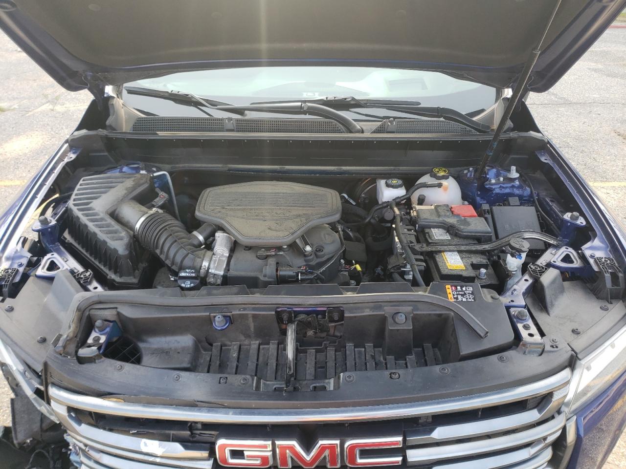 GMC Acadia At4 Image 6