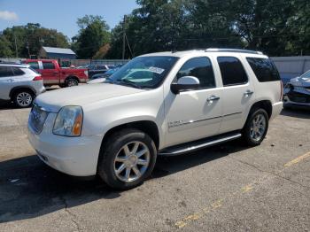  Salvage GMC Yukon