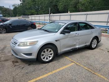  Salvage Ford Taurus