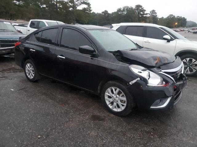 Nissan Versa S Image 3